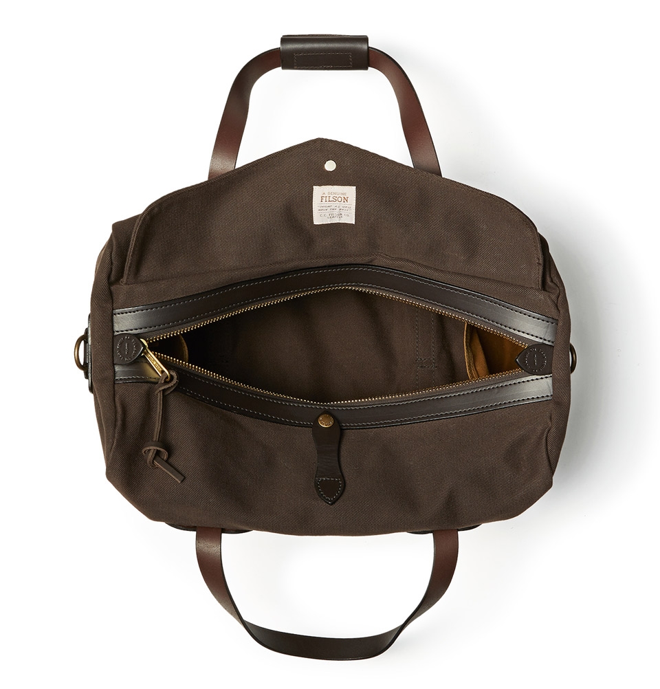 Filson Duffle Small Brown | perfect bag with style and character | www.ermes-unice.fr