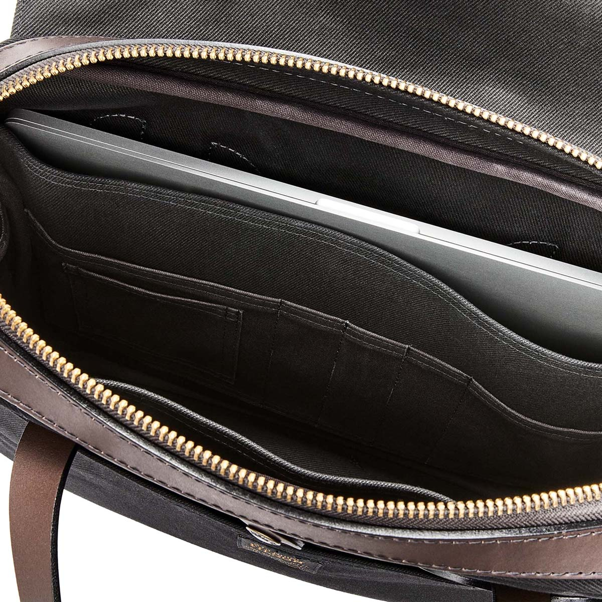 Filson Original Briefcase Black, perfect bag with style and character