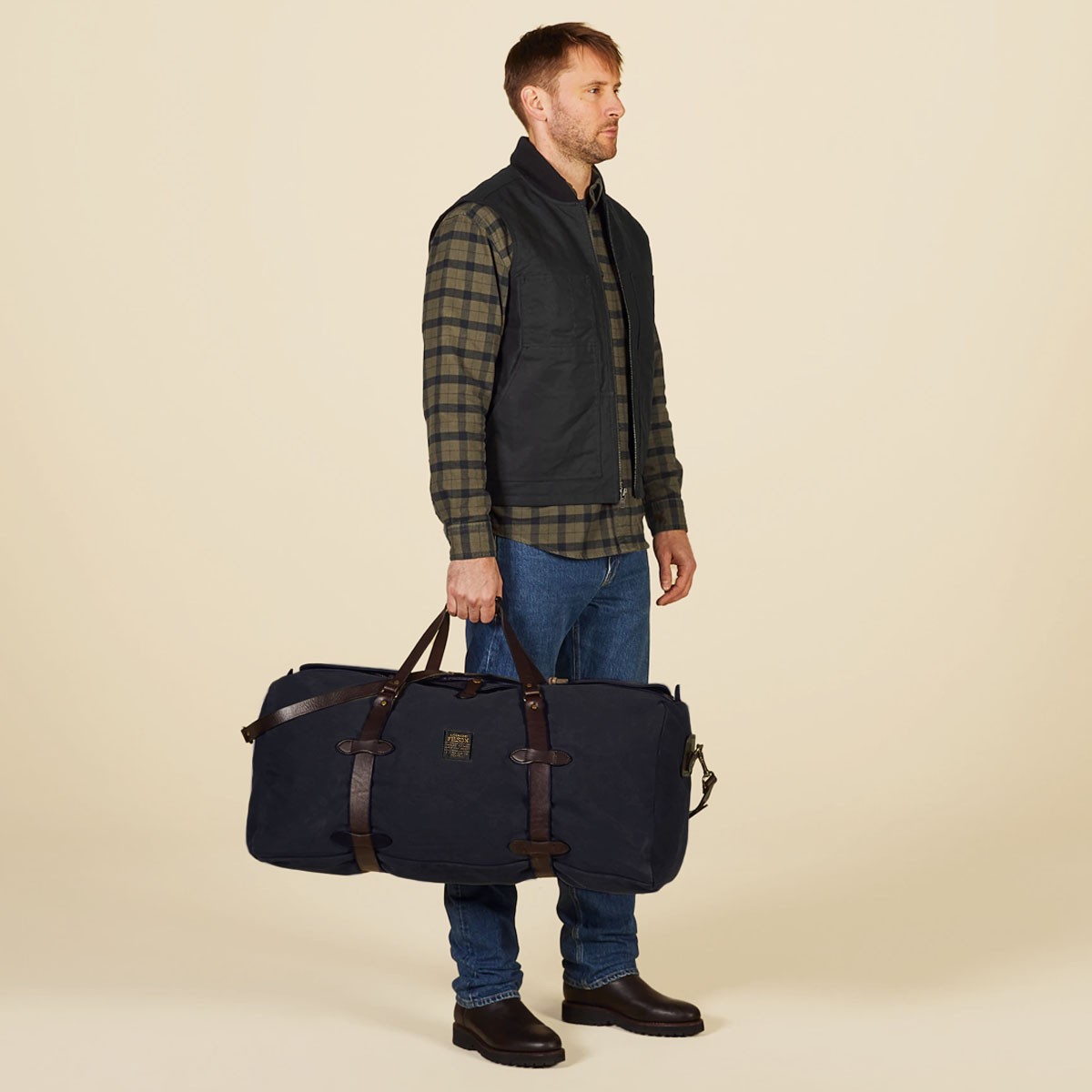 Filson Duffle Bag Large Navy, water-repellent, abrasion