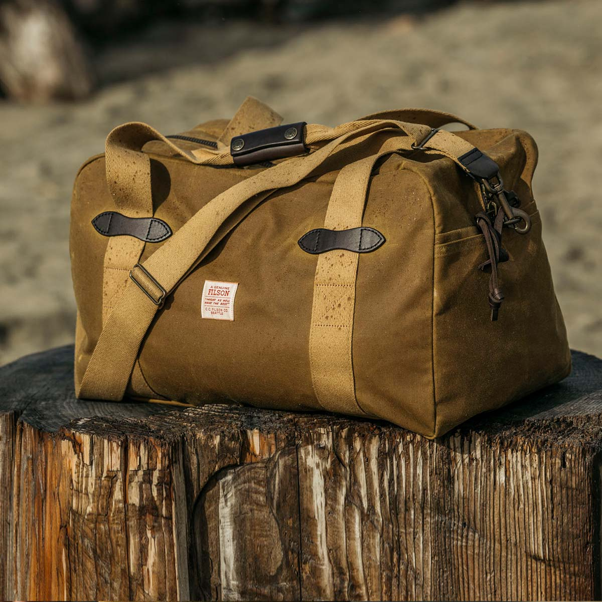 Filson Tin Cloth Medium Duffle Bag Dark Tan