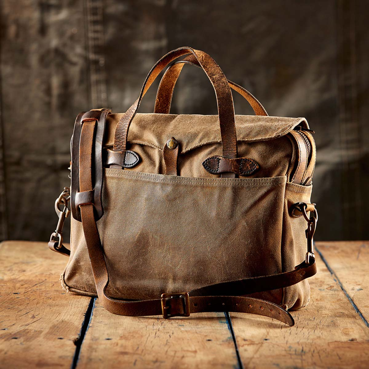 Filson original briefcase hotsell black