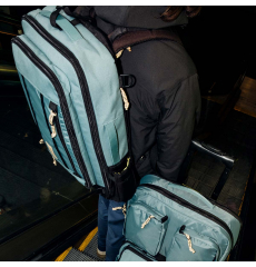 Topo Designs Global Travel Bag 40L Sea Pine front-side