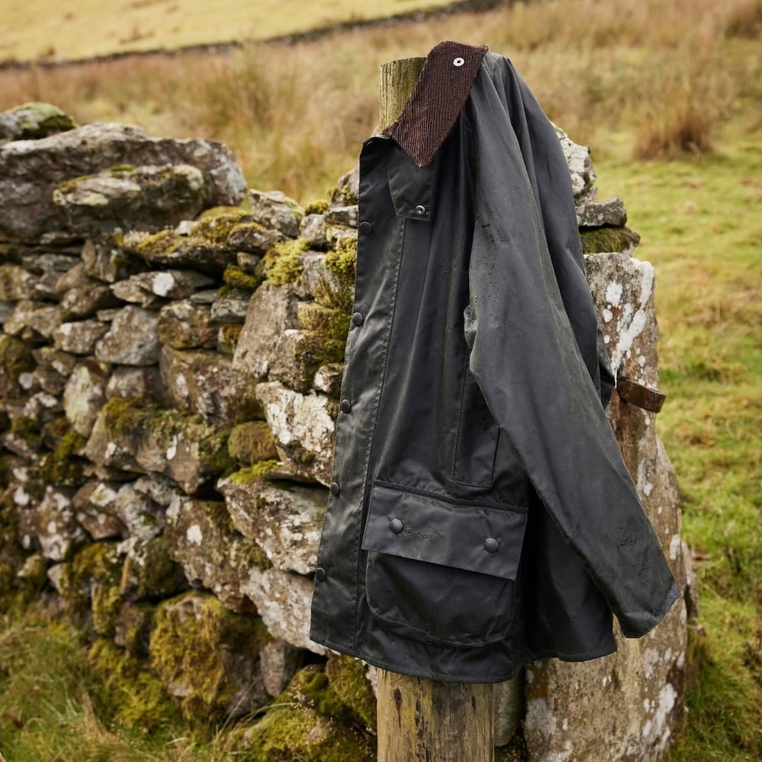 Barbour Classic Beaufort Wax Jacket Olive, Stylish outdoor jacket in heavy waxed cotton.