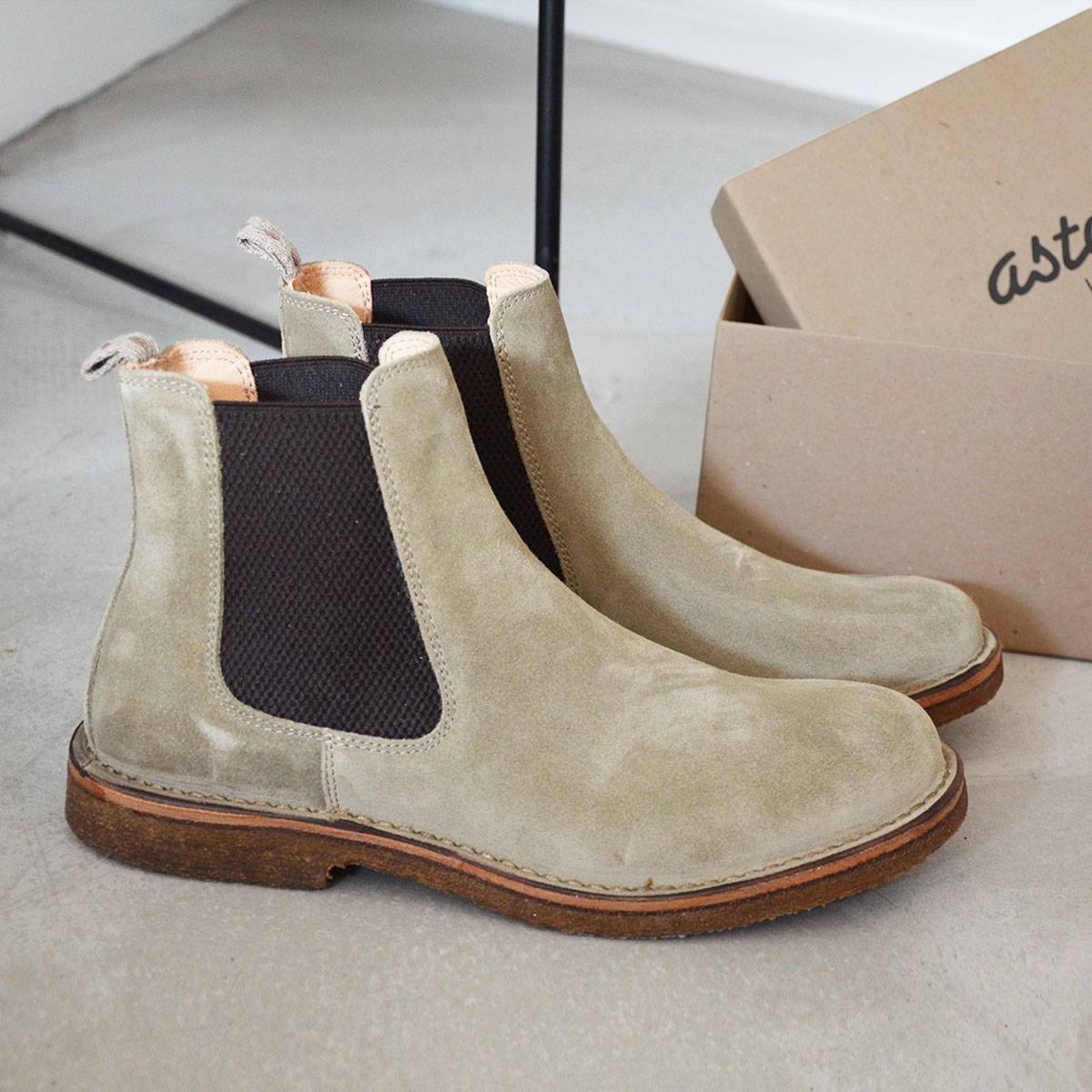 Astorflex Bitflex Chelsea Boot Stone, timeless design