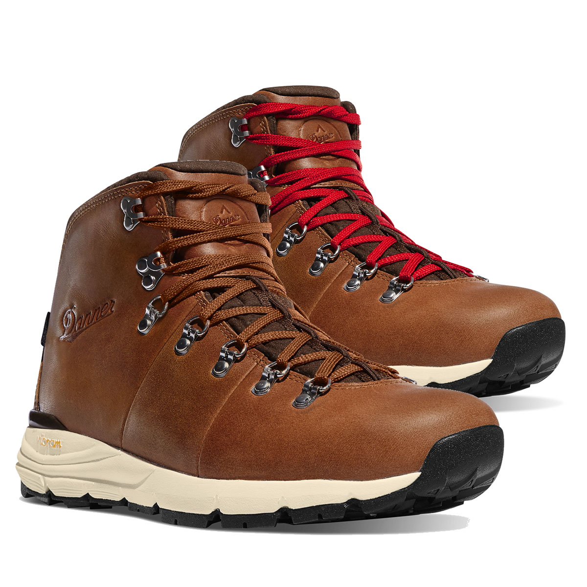 Danner Mountain 600 Boot Saddle Tan, waterproof and timeless shoe with a Vibram outsole for hiking in the woods and easy mountain trails