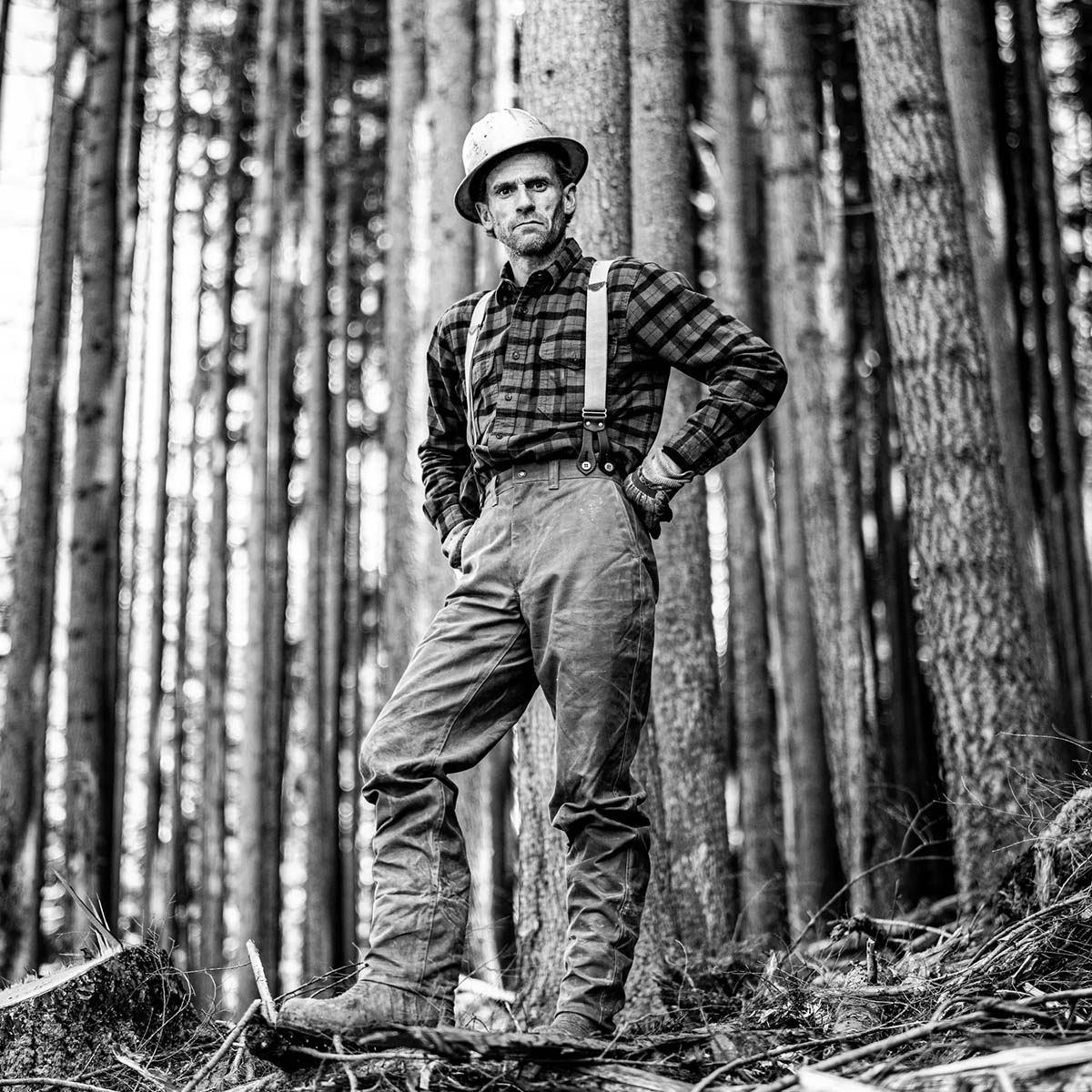 Filson Alaskan Guide Shirt Otter Green/Black Plaid, provides unfailing comfort and durability, season after season