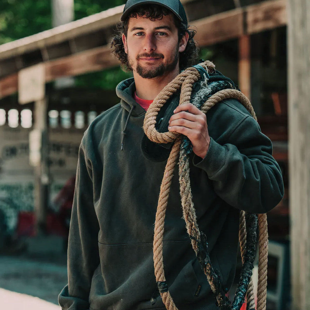 Filson Prospector Hoodie Fir, an ideal baselayer in cold weather conditions