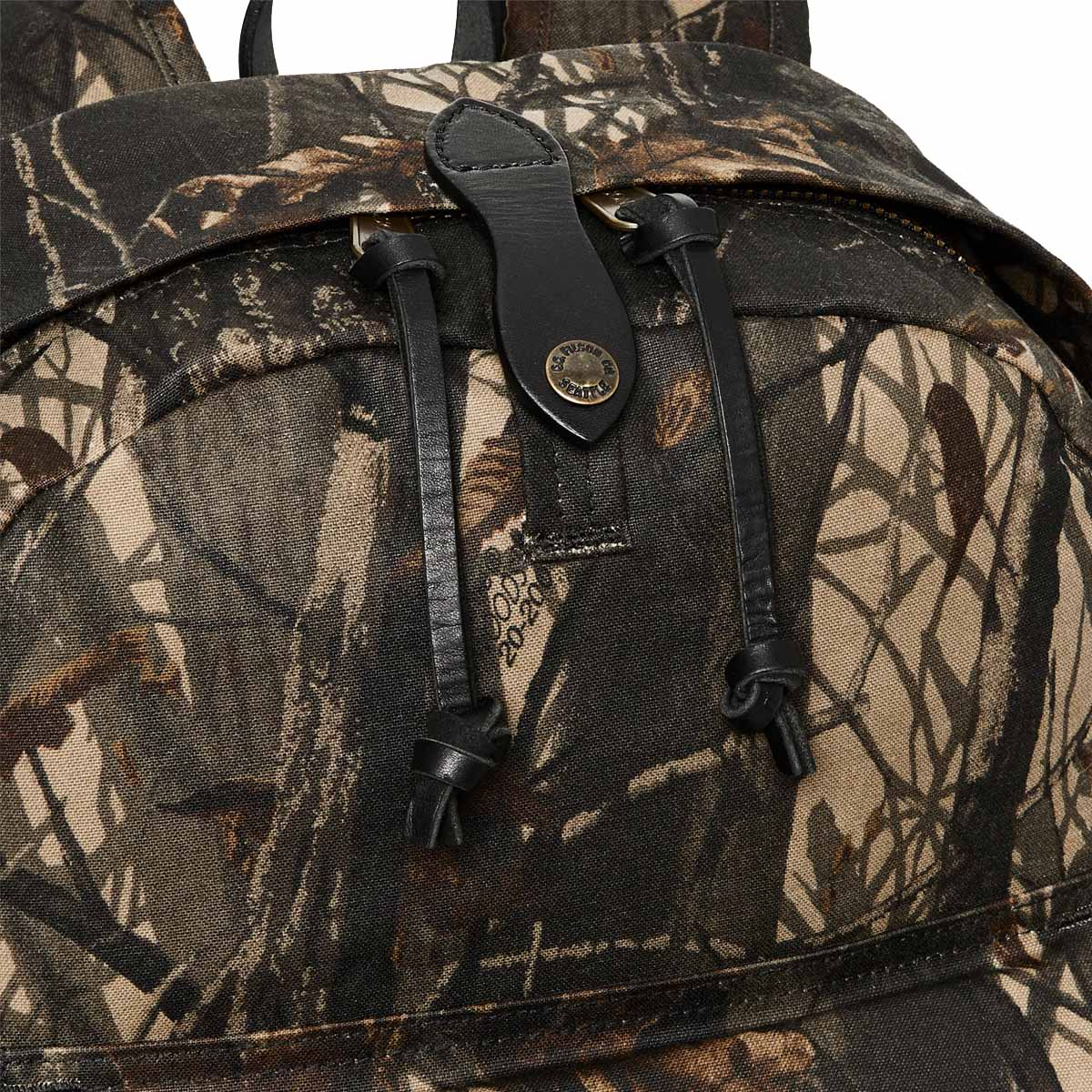 Filson Journeyman Backpack Realtree Hardwoods Camo, the best backpack for your vintage outfit