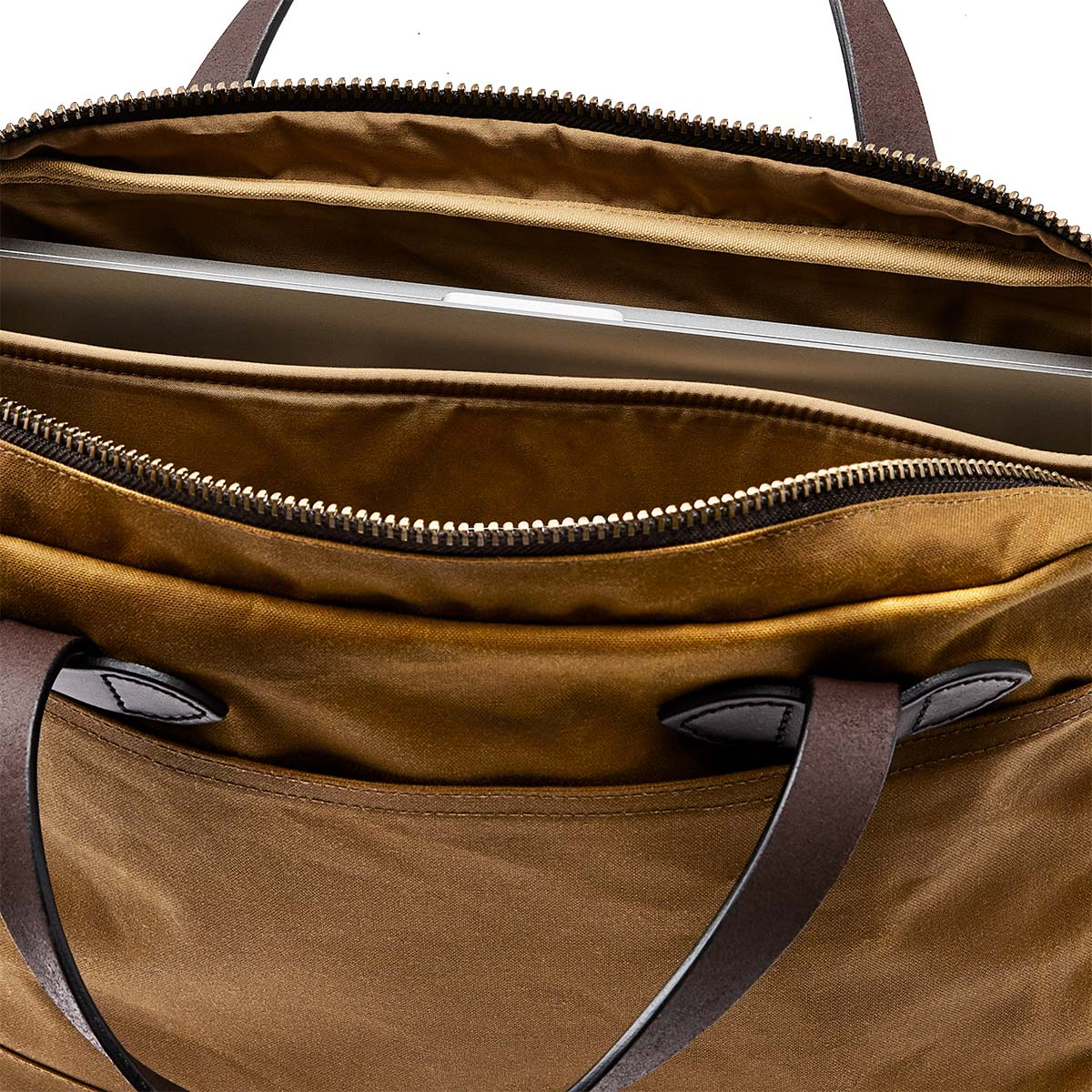Filson Tin Cloth Compact Briefcase Dark Tan, perfect bag for a business trip