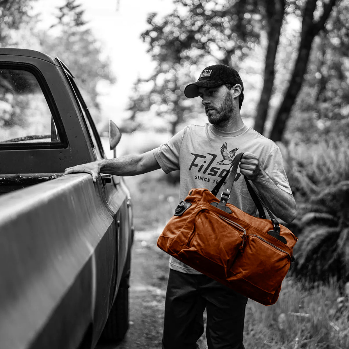 Filson 48-Hour Tin Cloth Duffle Bag Rust, a well built and robust duffle with great pockets for a long weekend away