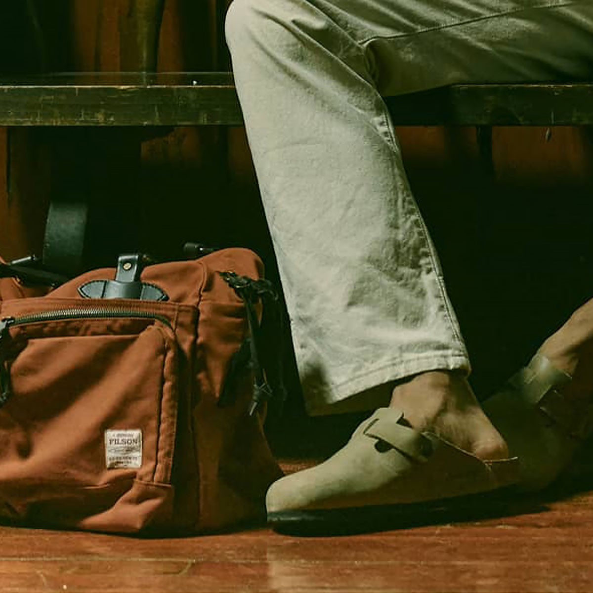 Filson 48-Hour Tin Cloth Duffle Bag Rust, perfect bag for a long weekend away or a small business-trip