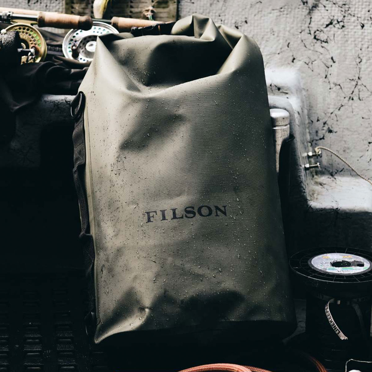 Filson Dry Bag Large, waterproof and lightweight