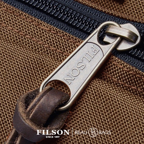 Filson Ballistic Nylon Dryden Briefcase Whiskey, detail sipper