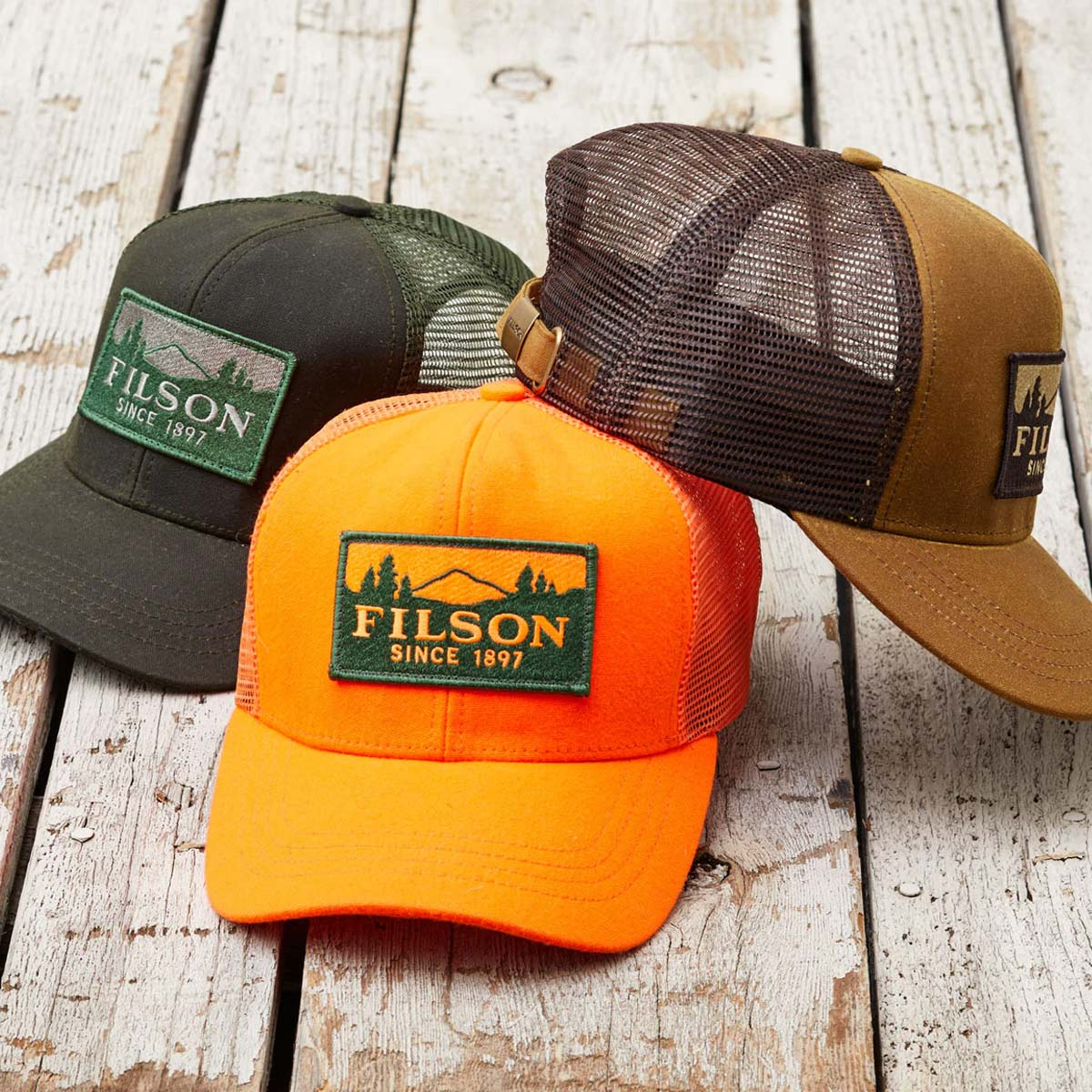 Filson Logger Mesh Cap 11030237-Blaze-Orange, durable cap made of water-repellent Ten-Mile Cloth