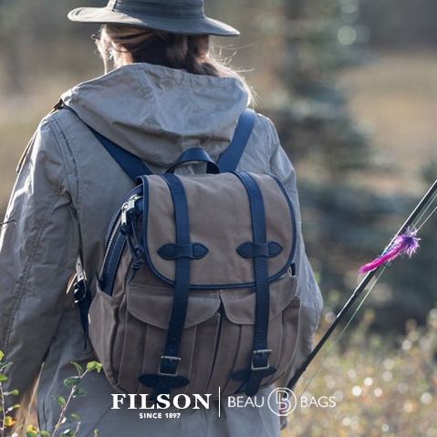 Filson Rugged Twill Rucksack Tan 11070262 for use in all weather conditions