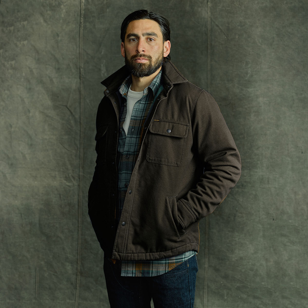 Filson Fleece Lined Jac-Shirt Peat, a rugged overshirt built with durable fleece lining