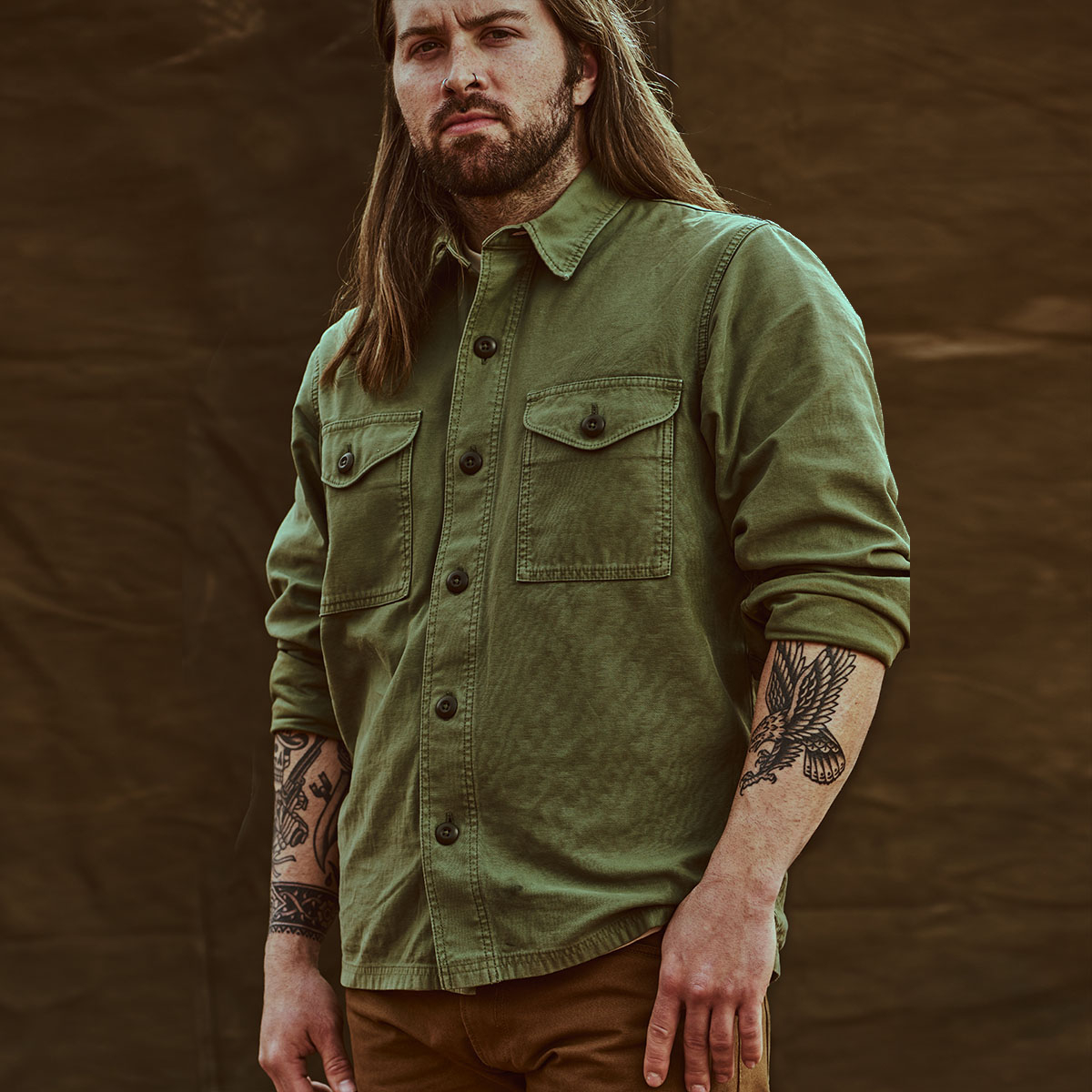 Filson Field Jac-Shirt Washed Fatigue Green, A perfect layer for full coverage in warm weather or as an overshirt when temps cool