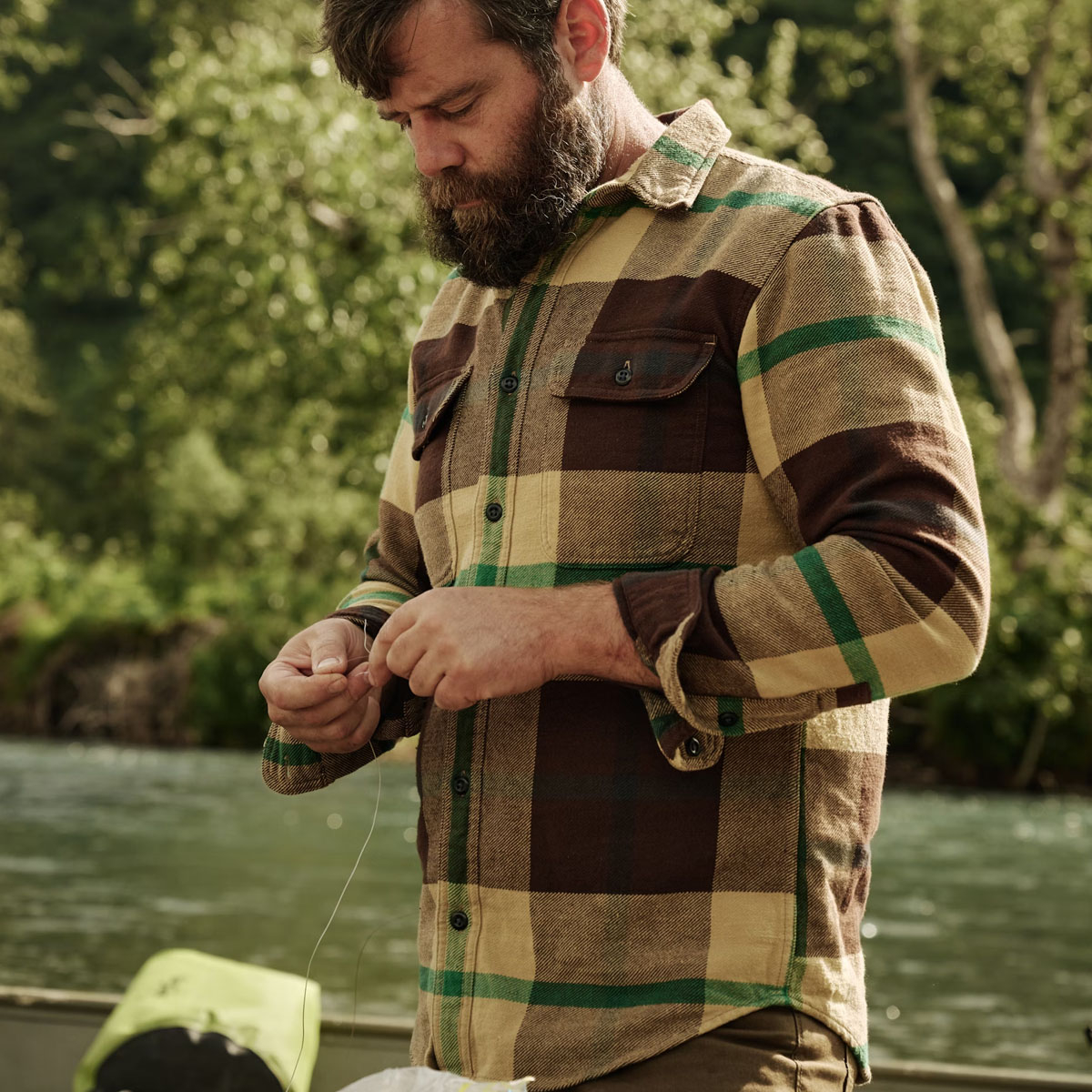 Filson Vintage Flannel Work Shirt Tan Green Coffee, detail