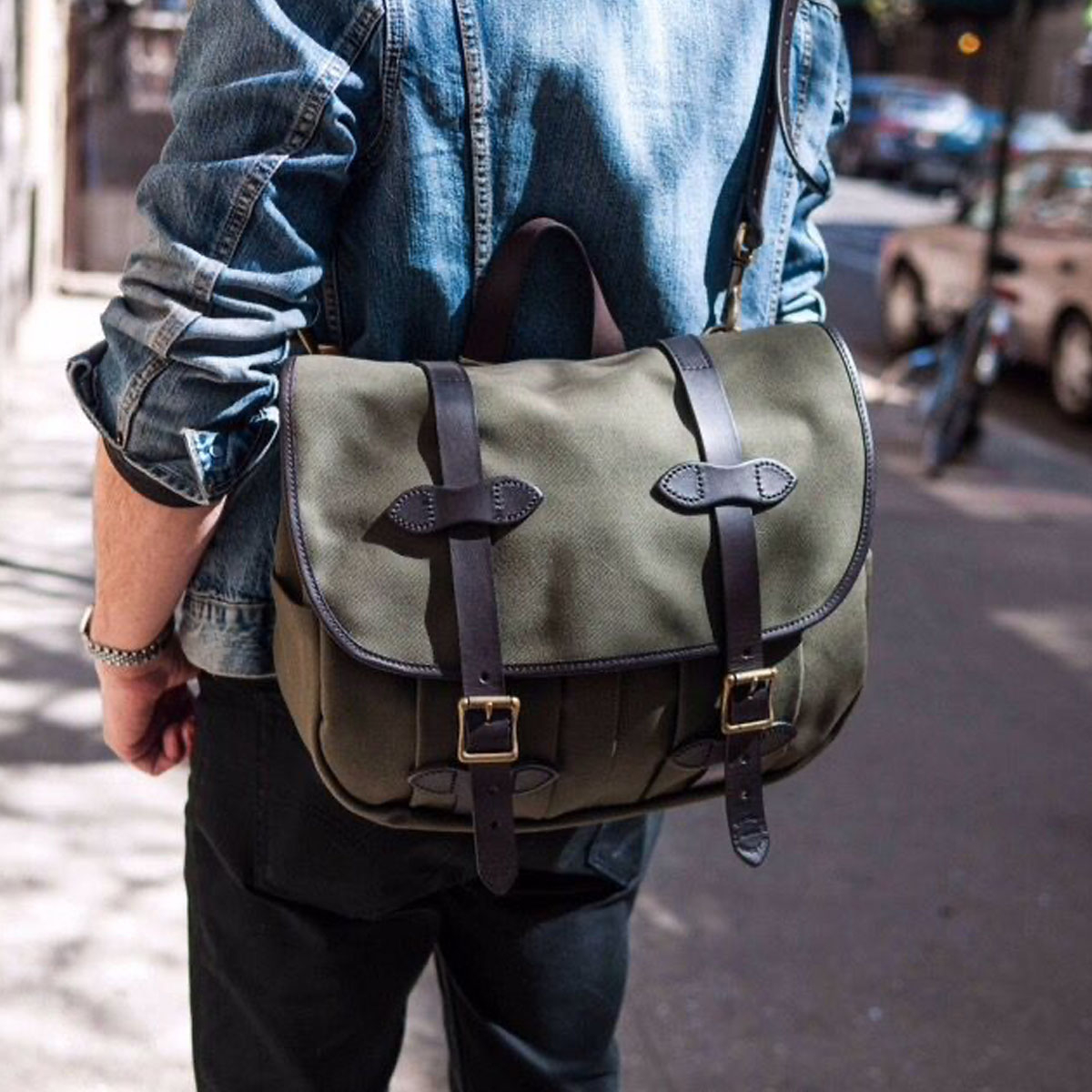 徐々にお値下げ！　USA製　美品　FILSON Medium Field Bag