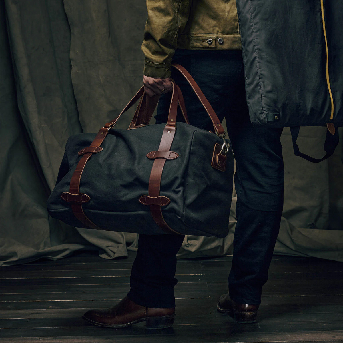 Filson medium cheap duffle sale