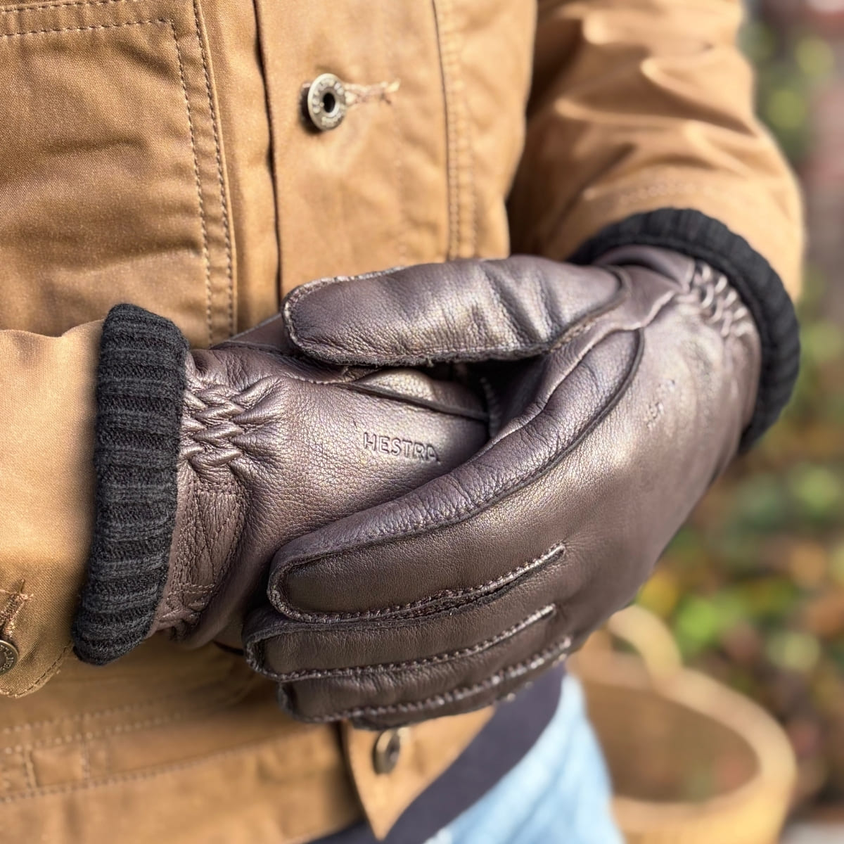 Hestra Deerskin Primaloft Rib Glove Dark Brown, warmth, durability and dexterity Hestra Deerskin Primaloft Rib Glove Dark Brown, warmth, durability and dexterity