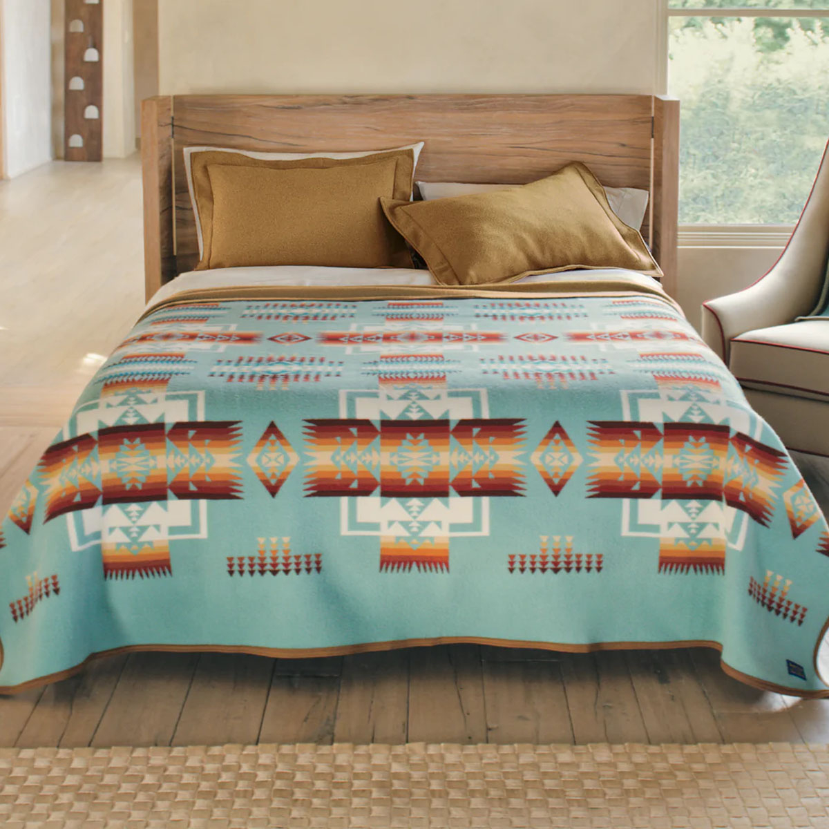 Pendleton Chief Joseph Jacquard Blanket Robe Aqua, Perfect blanket for chilly night