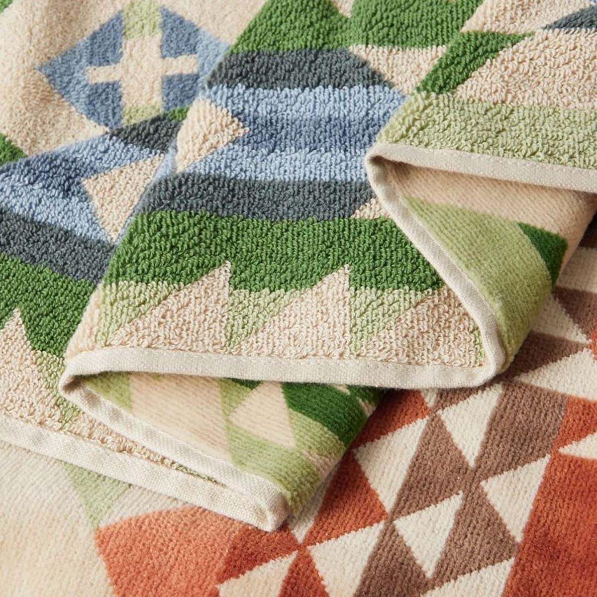 Pendleton Oversized Jacquard Spa Towel Opal Springs, a luxury towel you'll love for the beach, hot tub or pool
