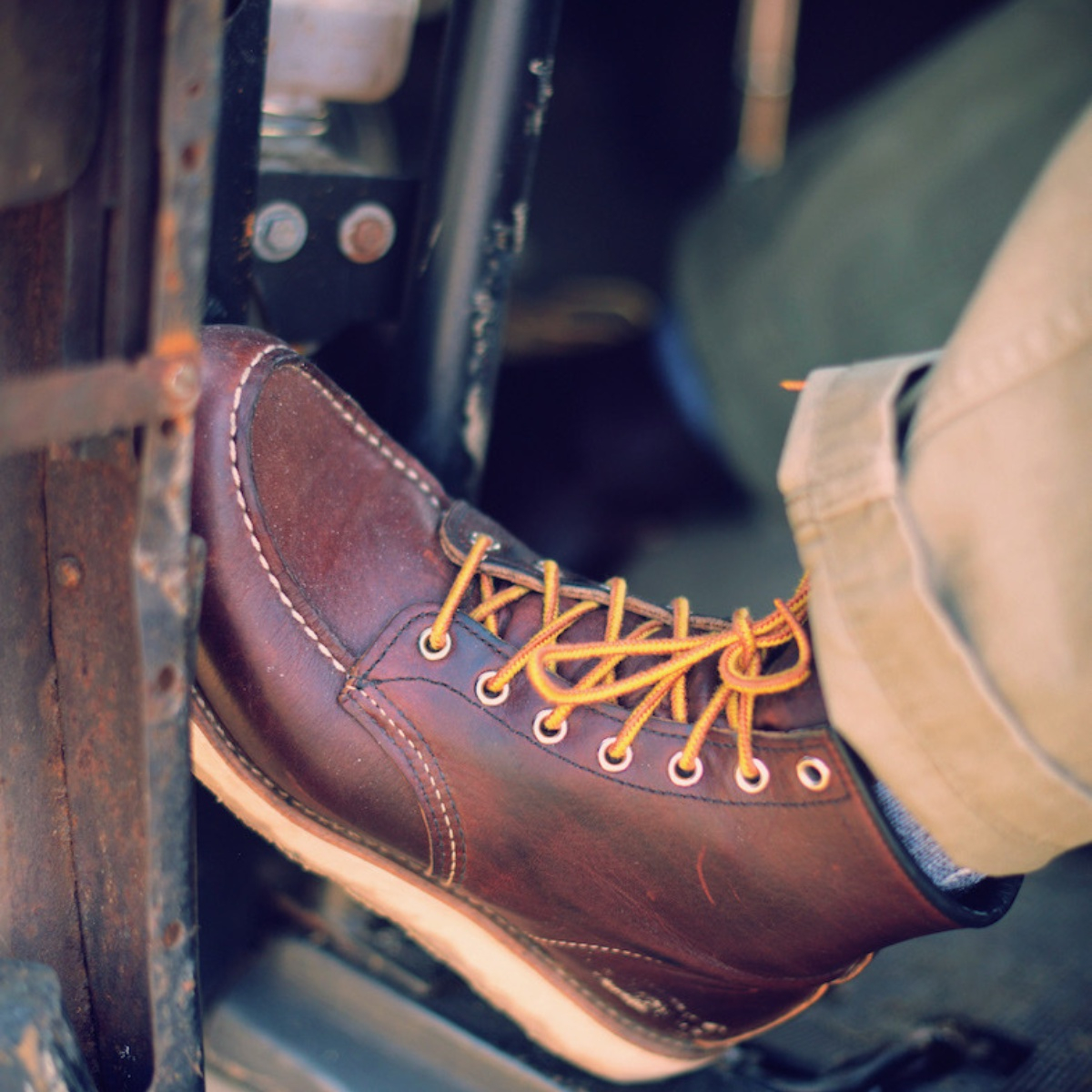 Red Wing 8138 Classic Moc Toe Boot in Oil Slick leather is the perfect blend of craftsmanship, durability, and timeless design