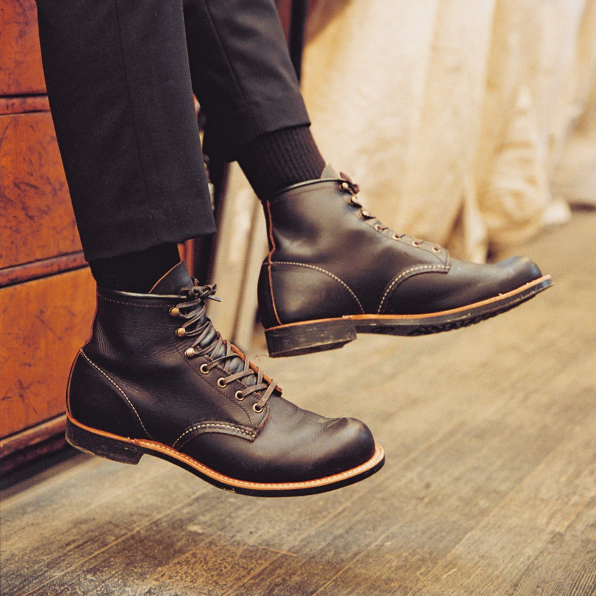 Red Wing 3345 Blacksmith in Black Prairie is a timeless, handcrafted boot that blends heritage craftsmanship with modern durability, making it a true icon of American footwear