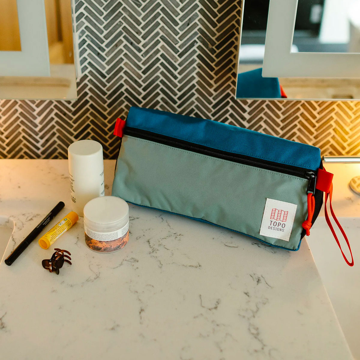 Topo Designs Dopp Kit Sea Pine, water-resistant, travel light, accessory bag
