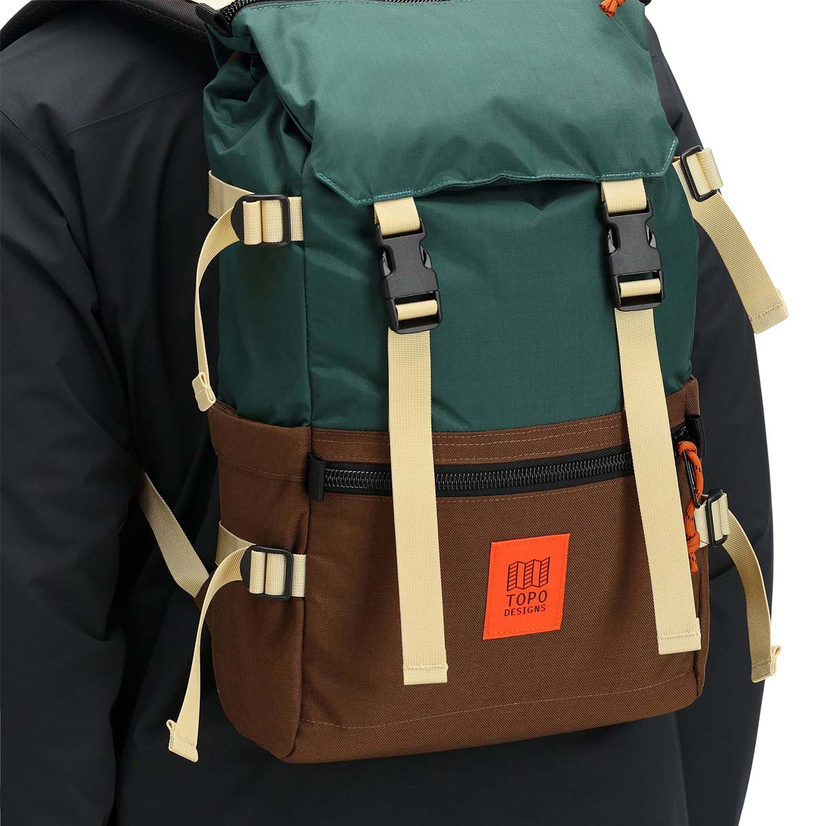 Topo Designs Rover Pack Classic Forest/Cocoa carrying on back